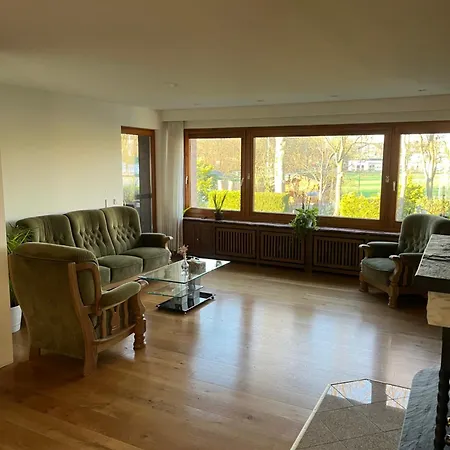 Voll Ausgestattetes In Bergkamen-oberaden Apartment